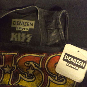 Denizen Levi's Tops - KISS Shout It Out Loud Denizen Levi's Tank Top NWT Denizen Levi's Tops - KISS Shout It Out Loud Denizen Levi's Tank Top NWT